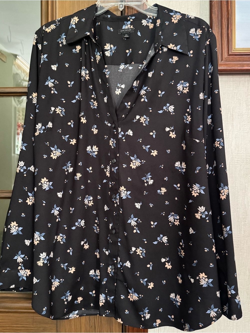 Ann Taylor Black Floral Button-Down Blouse